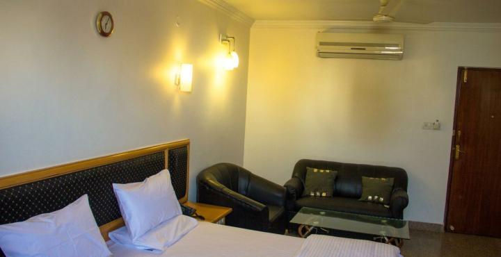 Oyo 539 Hotel Pearl Inn 벵갈루루 외부 사진