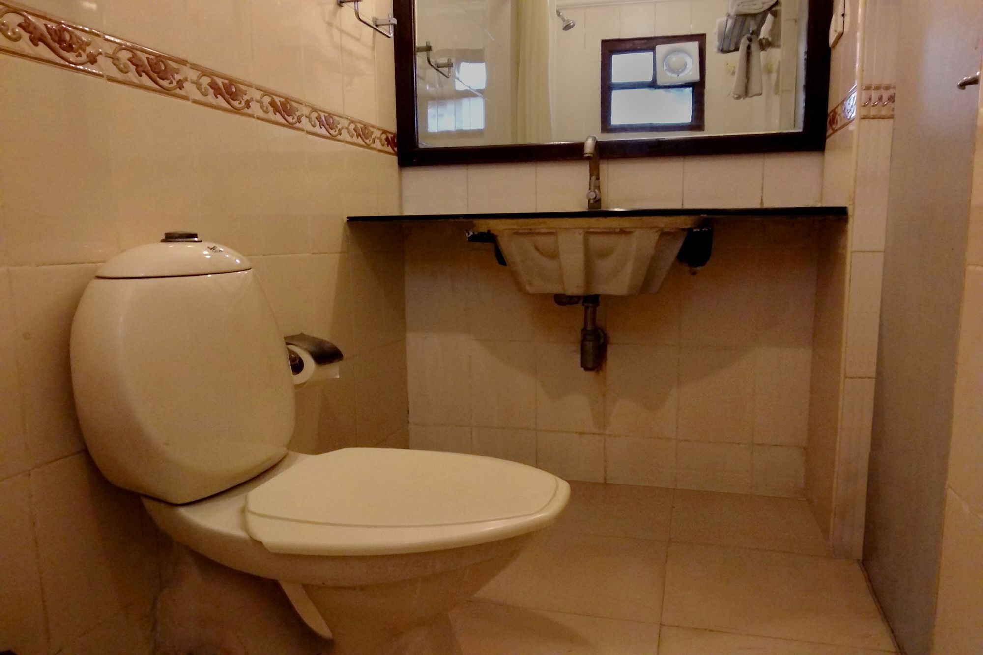 Oyo 539 Hotel Pearl Inn 벵갈루루 외부 사진
